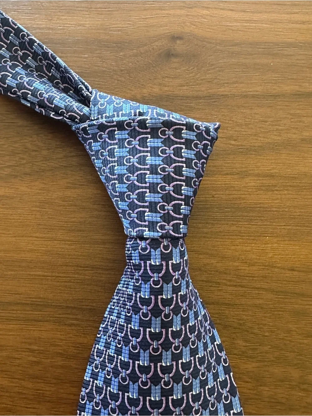 Michelsons Blue Patterned Silk Tie